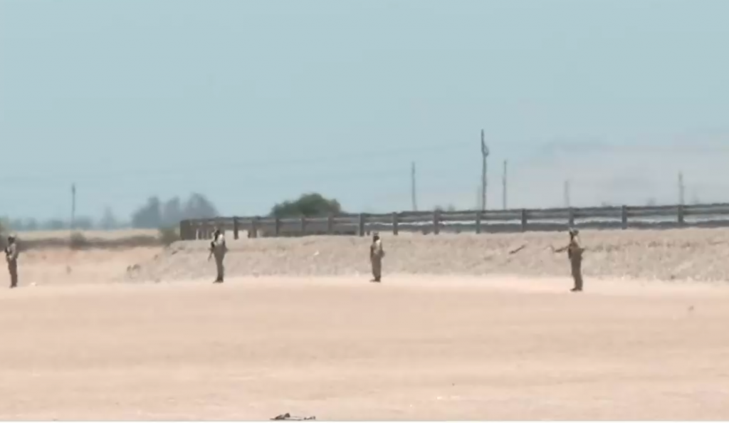 Ejército peruano llega a la frontera con Chile tras aumento de migrantes irregulares en la zona