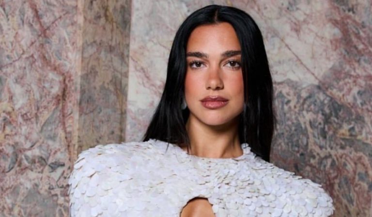 Dua Lipa demanda a Samsung por US$15 millones por usar su rostro sin permiso