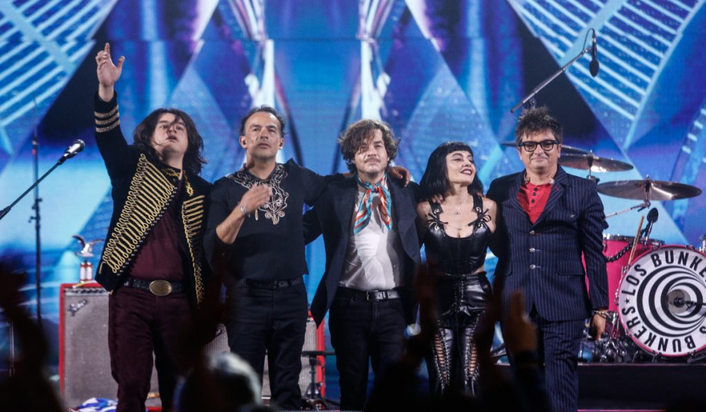 ¡Histórico! Talcahuano inmortaliza a Los Bunkers con su propia plaza