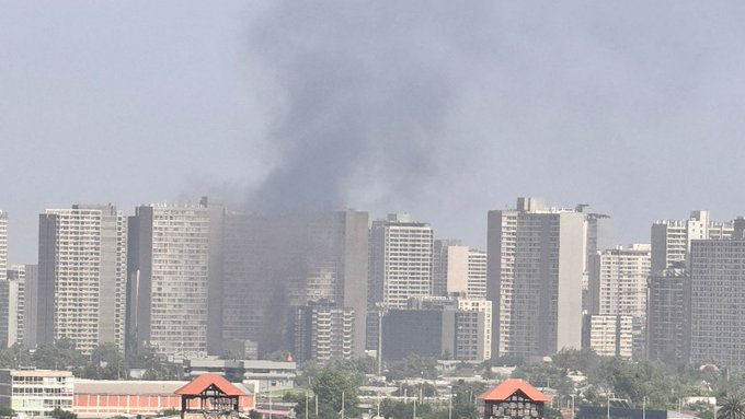 Estación Central: Amplio operativo por incendio cercano a centro de distribución de gas
