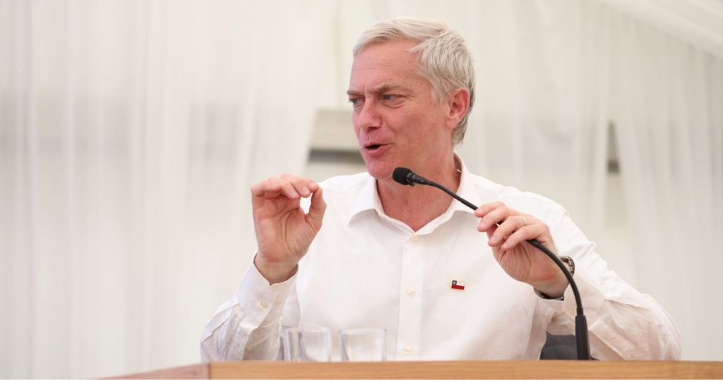 José Antonio Kast insta a abrir un 