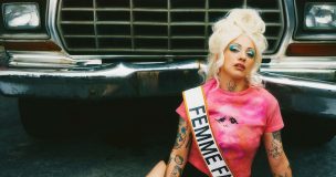 Mon Laferte aclara su postura política y brinda apoyo en elecciones presidenciales