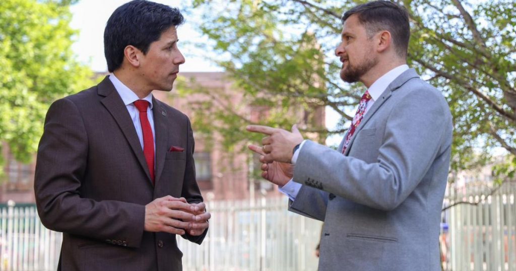 Diputados solicitan al Presidente Boric poner urgencia en proyecto de ley que combate el robo de salmón