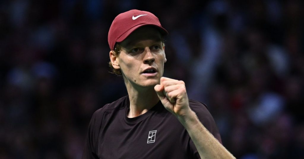 Sinner clasifica a la final del Masters 1000 de París en busca de recuperar el primer lugar del ranking ATP