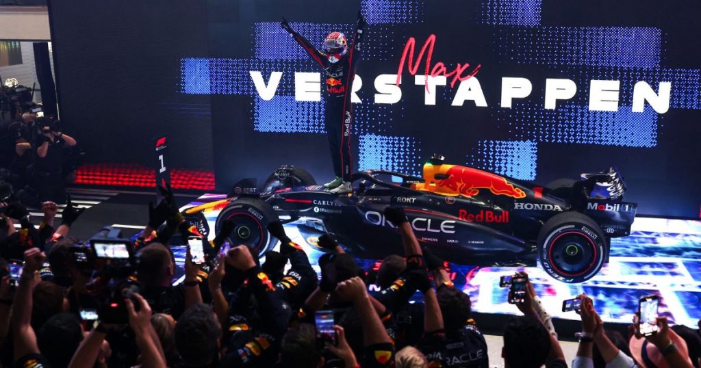 Max Verstappen gana el GP de Catar y estira la lucha por el título de F1 hasta la última fecha