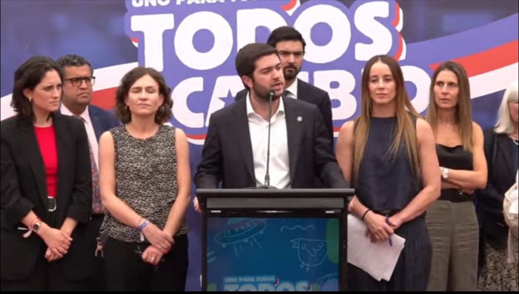 Tomás Bengolea acusa “falta de sintonía” en el comando de Jara y eleva perfil territorial de Kast