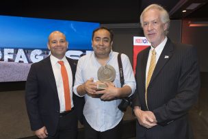 El fotógrafo que convirtió su casa en un centro cultural gana Nuevos Héroes 2025