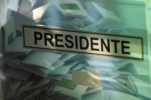 Cierran las mesas y comienza el conteo de votos para elegir al nuevo Presidente o Presidenta de Chile