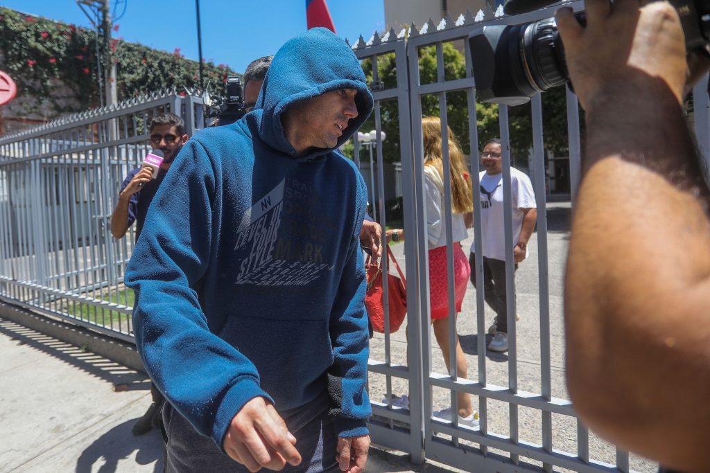 Jean Paul Pineda en libertad tras formalización: queda con prohibición de acercarse a la víctima