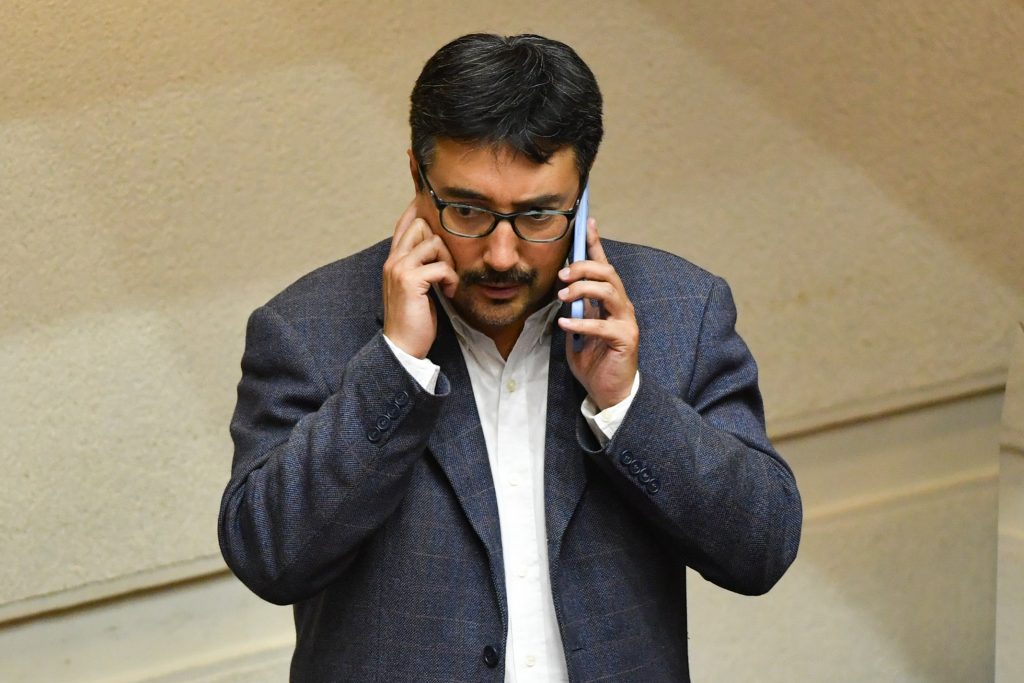 Latorre respalda expropiación en megatoma de San Antonio: “Evita una crisis humanitaria”