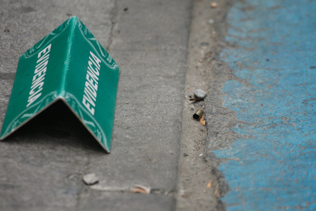 Tragedia en Cerro Navia: joven de 17 años murió tras violento ataque en feria navideña