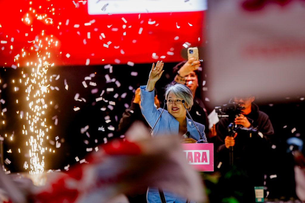 “Sus propuestas son clandestinas”: Jara cierra campaña en Coquimbo criticando a Kast