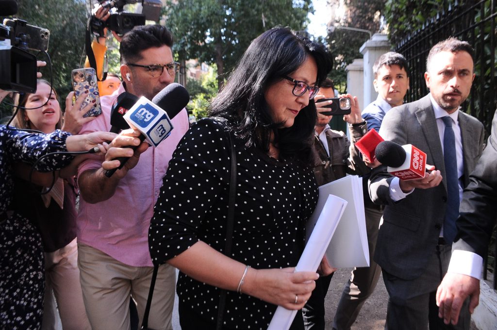 Auditoría, probidad y transparencia: los ejes de la reunión entre Kast y Dorothy Pérez