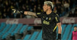 Brayan Cortés se despide de Peñarol: Debe volver a Colo-Colo para definir su futuro