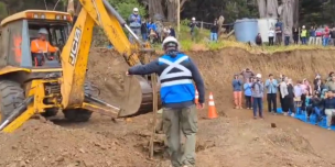 Colocan primera piedra de nuevo colegio en isla Juan Fernández tras 15 años de espera