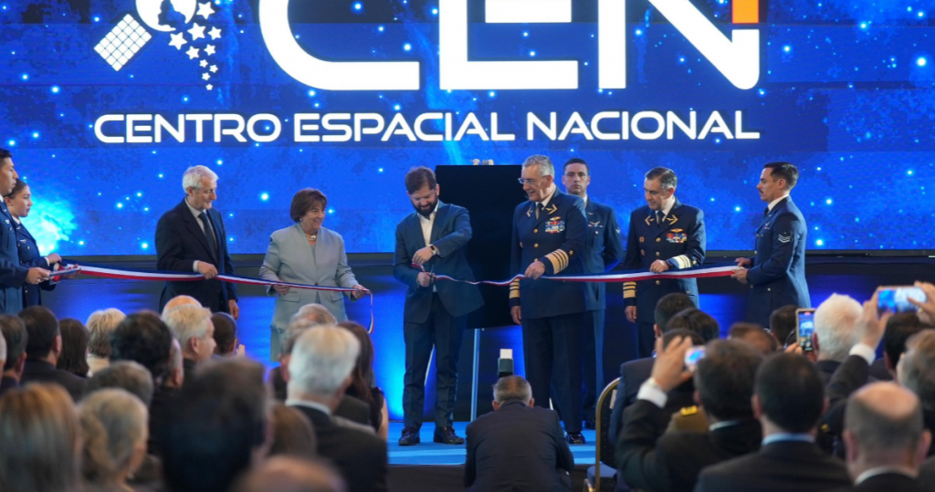 Presidente Boric resalta el Centro Espacial Nacional como un hito científico para Chile
