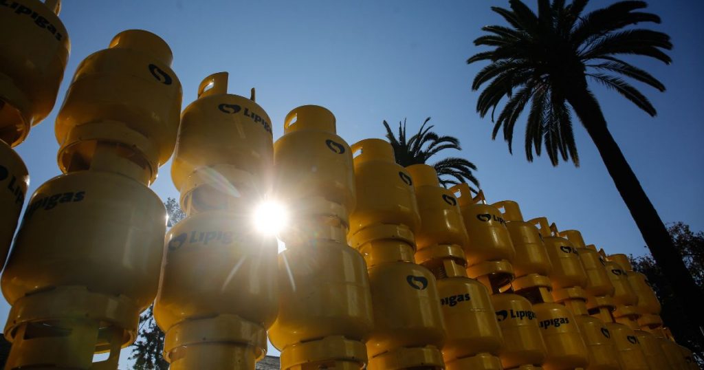 Lipigas ingresa denuncia ante Fiscalía y Servel por mensaje a clientes a través de aplicación