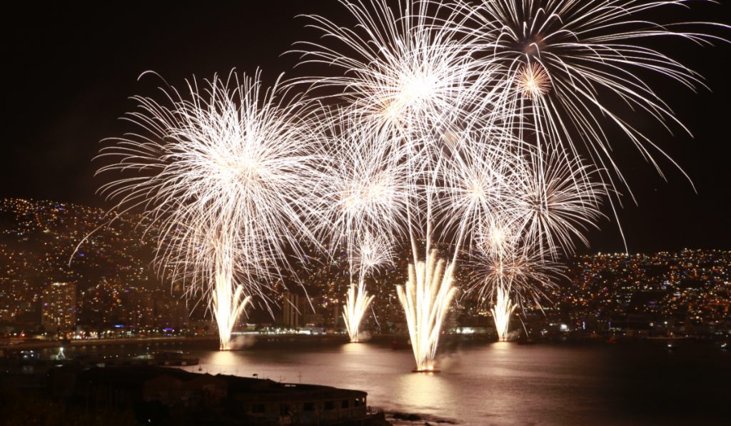 Música, fiesta y Año Nuevo: Chilevisión apuesta fuerte con transmisión desde Valparaíso