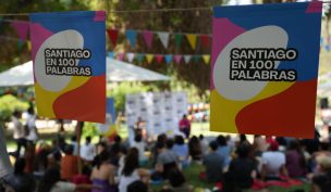 Literatura, memoria y ciudad: Así arrancan los 25 años de Santiago en 100 Palabras