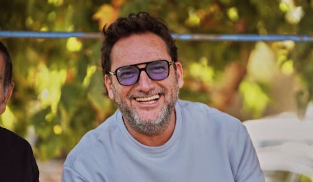 Navidad lejos de casa: Daniel Fuenzalida sorprende con especial viaje familiar