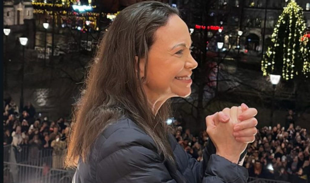 Reaparición de María Corina Machado tras Nobel de la Paz provoca ovación en Noruega