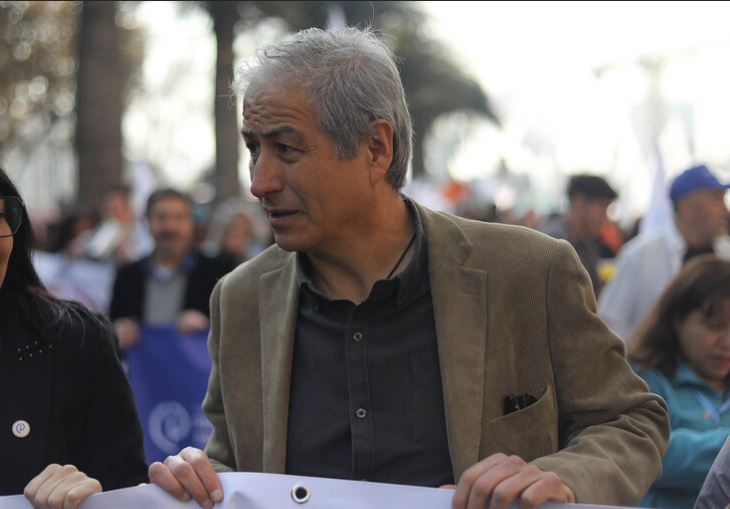 Mario Aguilar cuestiona creación de nuevo gremio de profesores y advierte sesgo ideológico