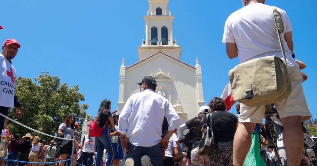 Mujer de 51 años fallece durante peregrinación al Santuario de Lo Vásquez