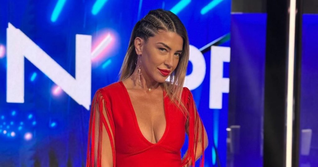 Pancha Merino deslumbró con nuevo look y mensaje sobre la soltería