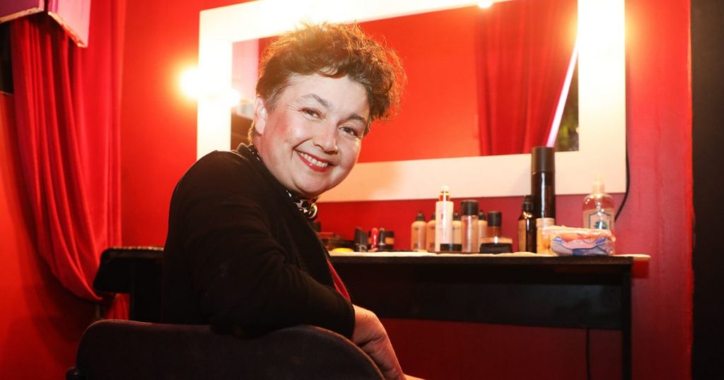 Paulina Urrutia celebra éxito de su debut en teleseries verticales: “Me parece fantástico…”