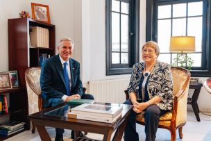 VIDEO | Entre risas: Así se desarrolló la reunión entre Kast y Bachelet