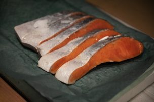 Minsal informa alerta alimentaria por listeria en trucha ahumada: revisa los detalles