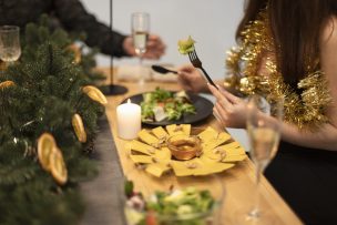Consejos para pasar unas fiestas de fin de año sin culpas ni descontrol