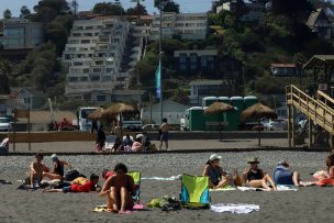 Activa Research: 29% de la población en Chile declara que saldrá de vacaciones durante el verano