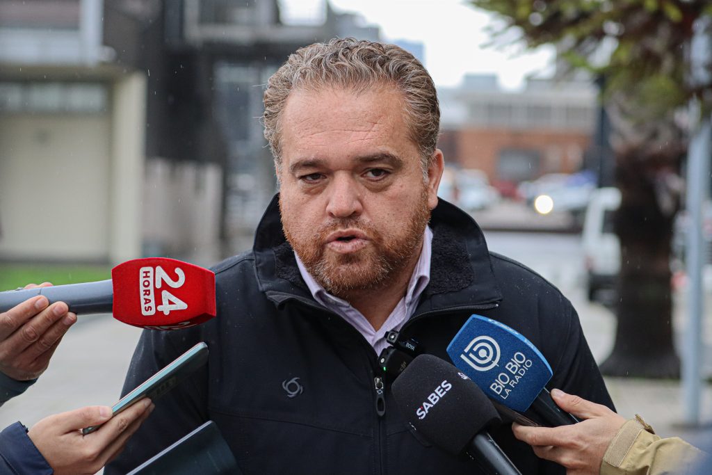 Gobernador del Biobío por incendios forestales: 