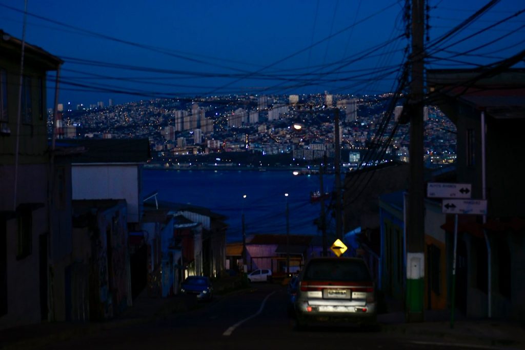 Enel anuncia cortes de luz este miércoles en Santiago: revisa comunas y horarios