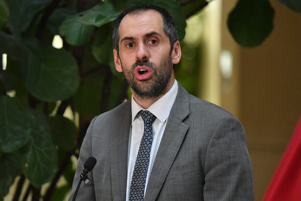 Ministro Grau se muestra optimista: “hemos recibido muy buenas noticias en materia económica”