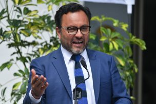 Collado responde a canciller peruano: Si se refuerzan las fronteras 