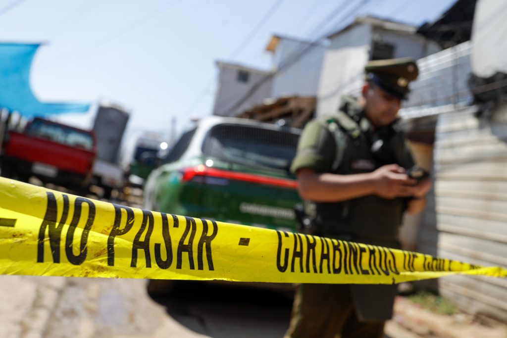 Denuncia vecinal permitió detener a siete sujetos en Pudahuel