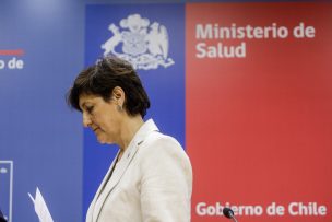 UDI mantiene abierta opción de acusación constitucional contra ministra Aguilera y pide renuncia