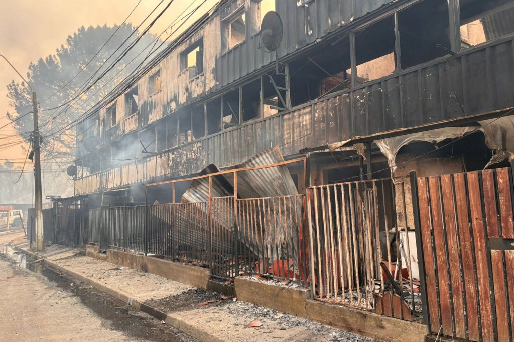 TECHO-Chile activa campaña solidaria por incendios forestales que afectan a miles de familias