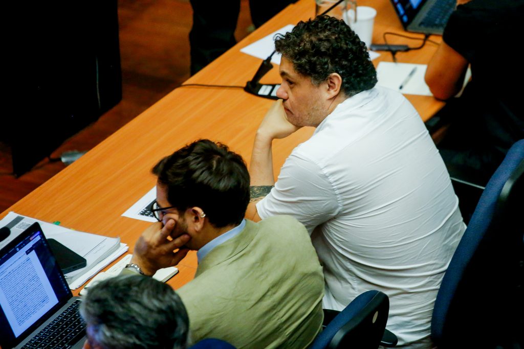 Suspenden audiencia en Caso ProCultura: Alberto Larraín permanecerá recluido en Capitán Yáber