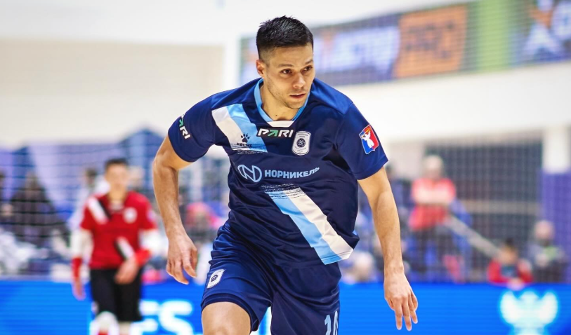 Luto en el fútbol: muere jugador brasileño a los 32 años