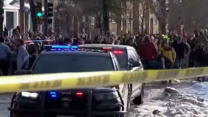 Tensión en Minneapolis: ICE bajo fuego tras tiroteo fatal y protestas violentas