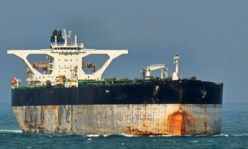 Estados Unidos intercepta y aborda un petrolero ruso vinculado a Venezuela en el Atlántico