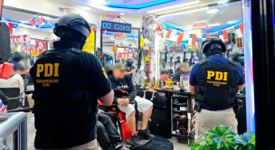 PDI realiza masiva fiscalización de extranjeros en Barrio Franklin