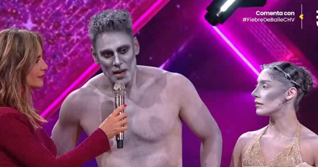 “Esta presentación es para ustedes”: Claudio Valdivia revela sensible pérdida familiar en “Fiebre de Baile”