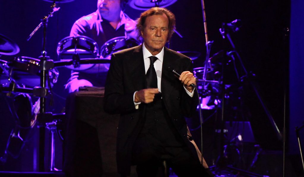 Impactantes testimonios: Investigan a Julio Iglesias por presunto acoso y violencia sexual