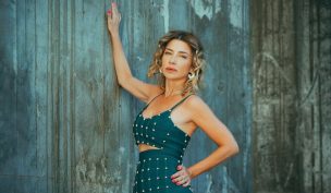 Pancha Merino da vuelta la página tras salir de TV+ y reaparece con radical cambio de look