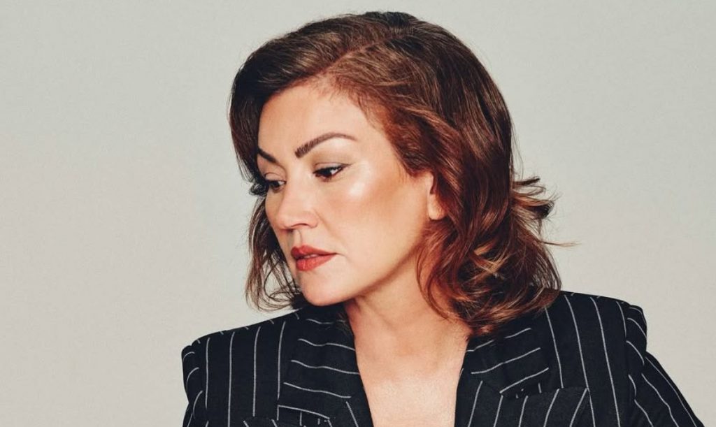 Javiera Contador revela que enfrenta cáncer de tiroides y deberá someterse a cirugía