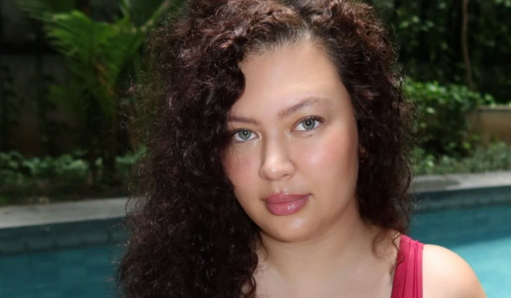 Michelle Carvalho lanza potente llamado a extranjeros en Chile en medio de los incendios